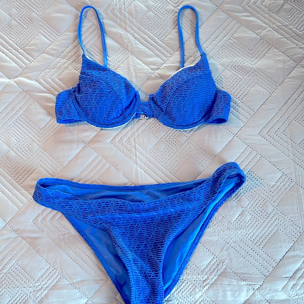 size medium, breathable and stretchy bright royal blue bikini set!